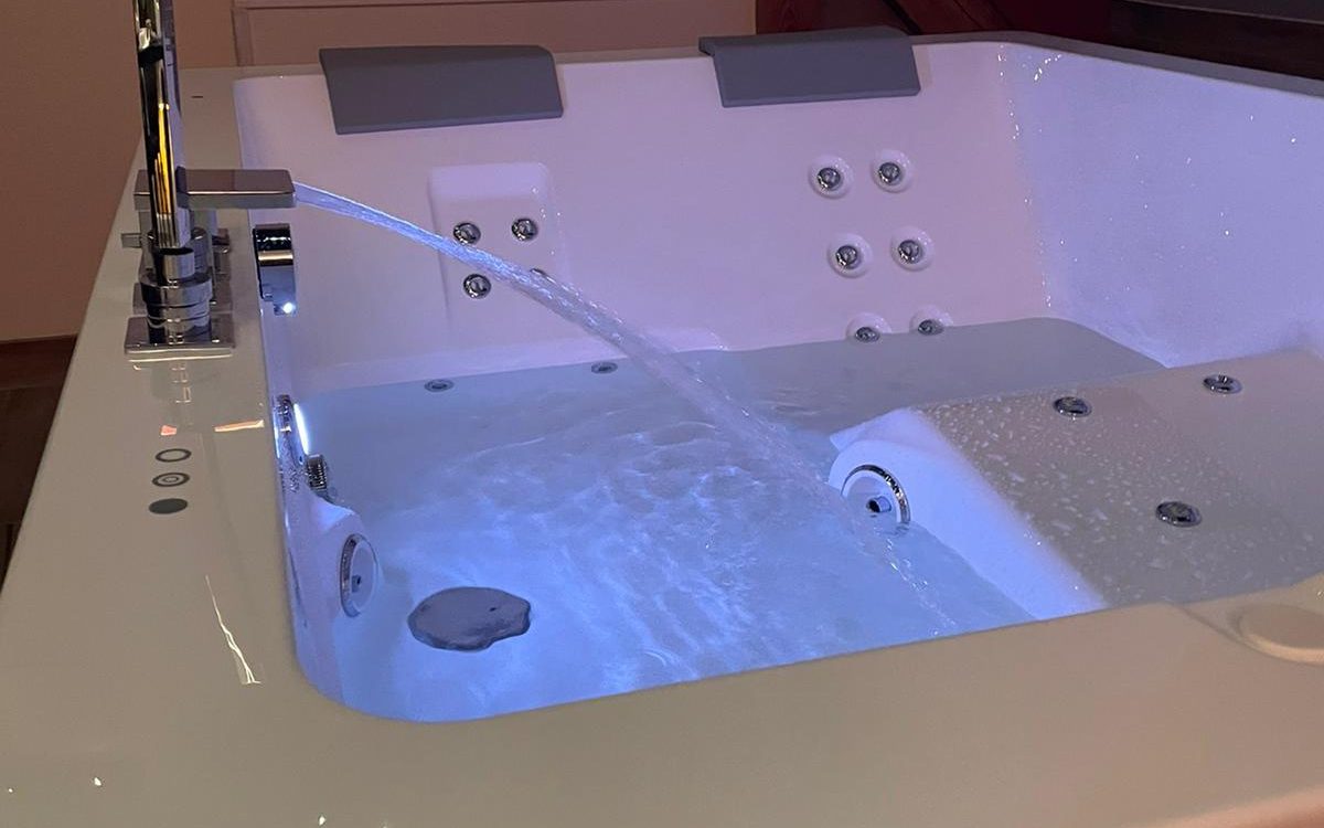 CHEZ EMILE_5 1200X750 | Gites Spa Colmar Quels sont les avantages d’un jacuzzi® intérieur ? Sélestat