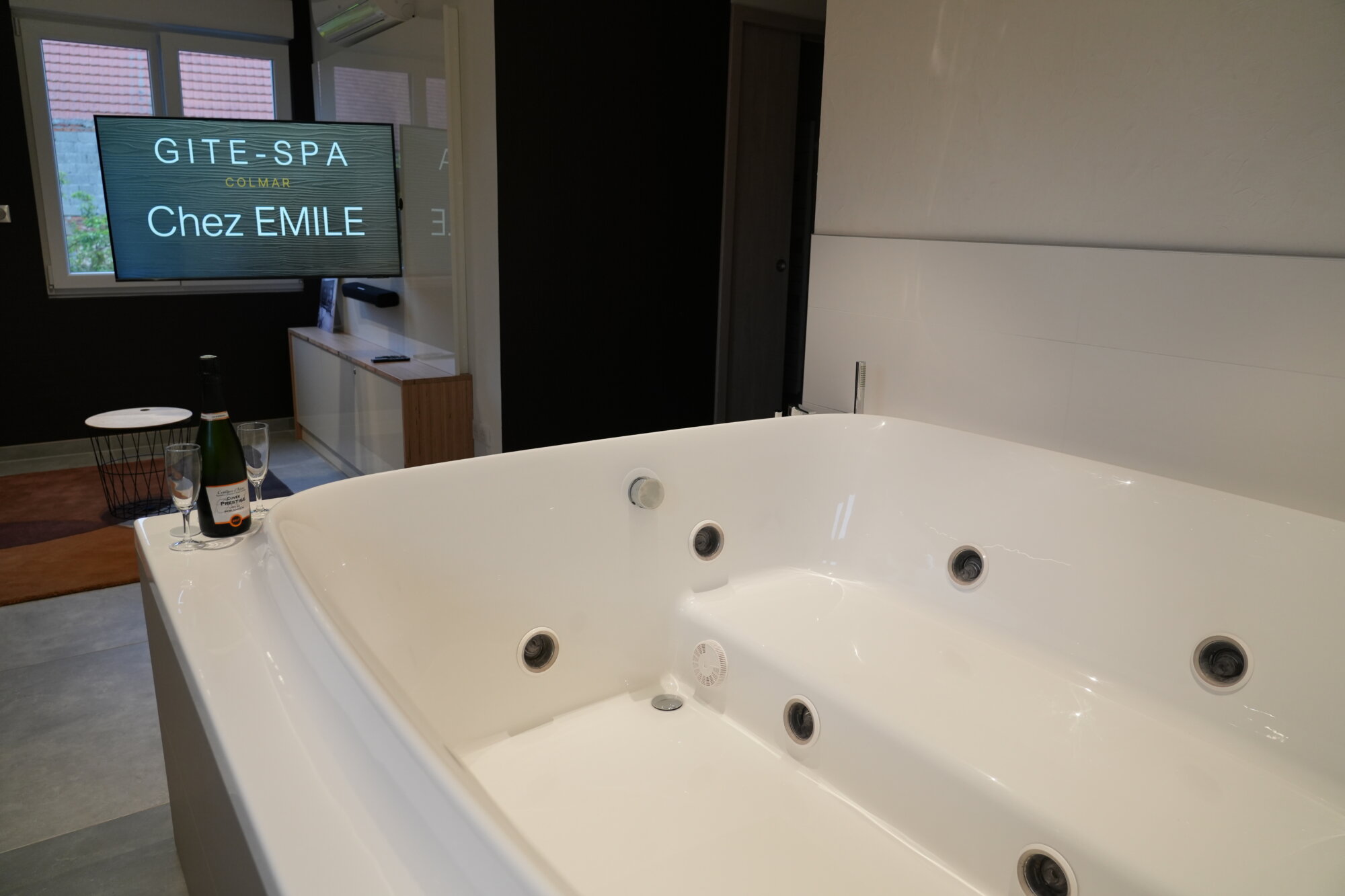 Chez Emile Cernay